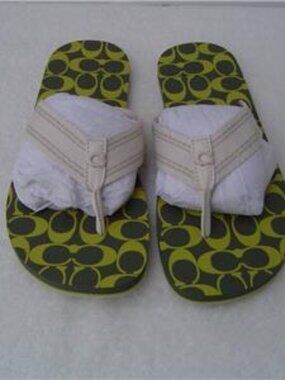 NEW MENS COACH ARMY AND LIME GREEN SIGNATURE PRINT FLIP FLOPS #C8896 SIZE 10